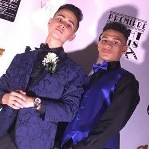 Meet your Posher, Max